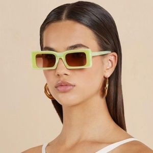 Cult Gaia Hera Sunglasses